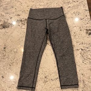 Lululemon cropped leggings